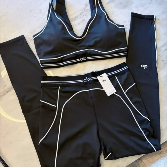 Alo Yoga Black Bra + Leggings Set - Picture 2 of 4